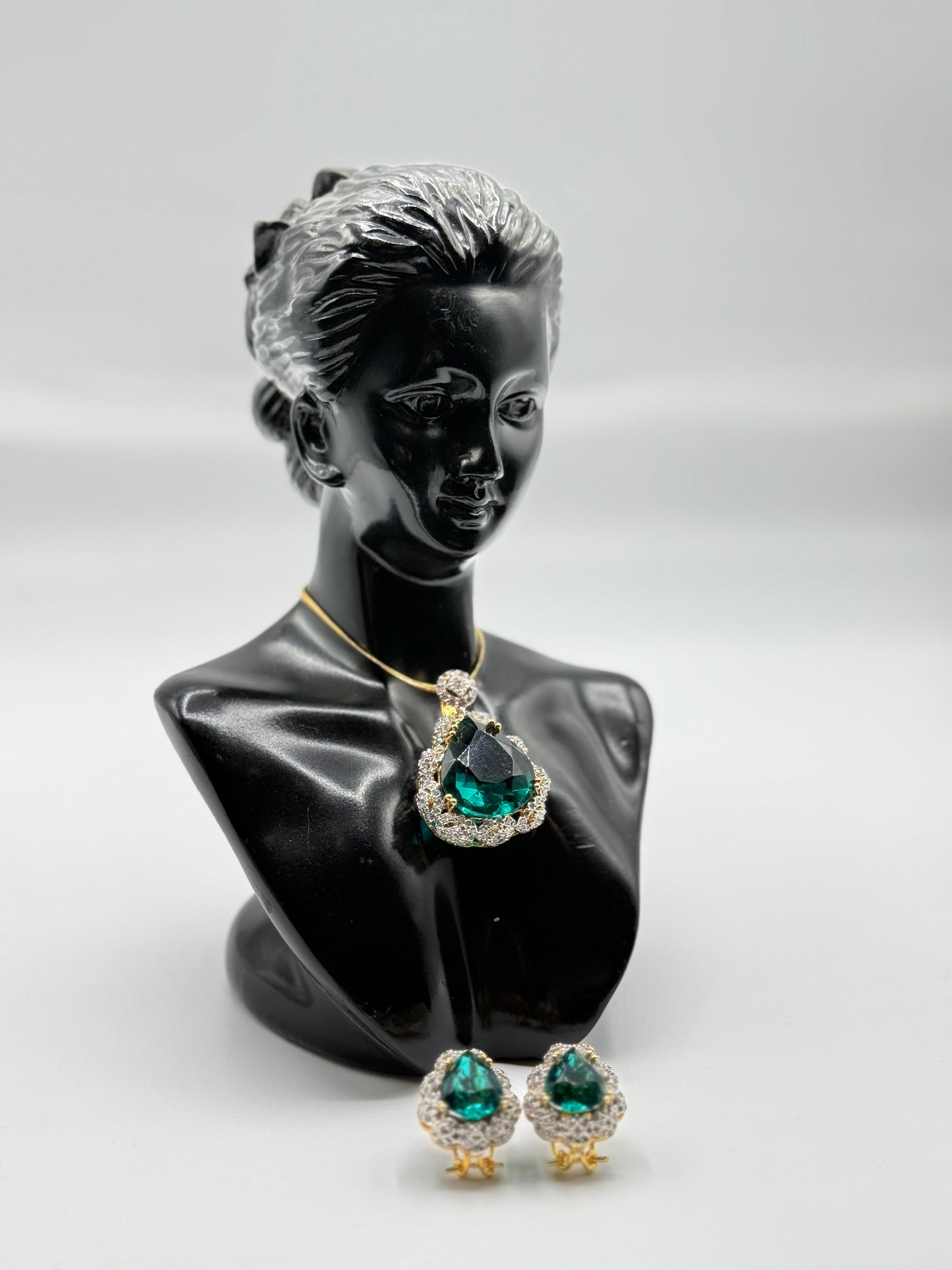 Locket Set with Earrings